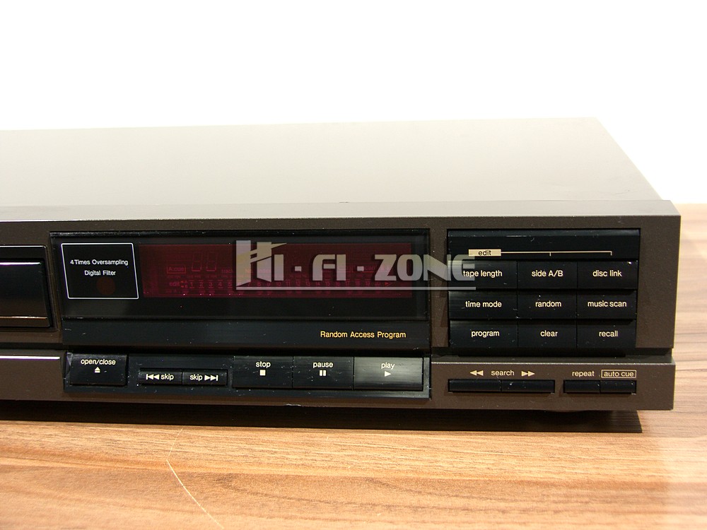 SAMSUNG DIGITAL CAMERA