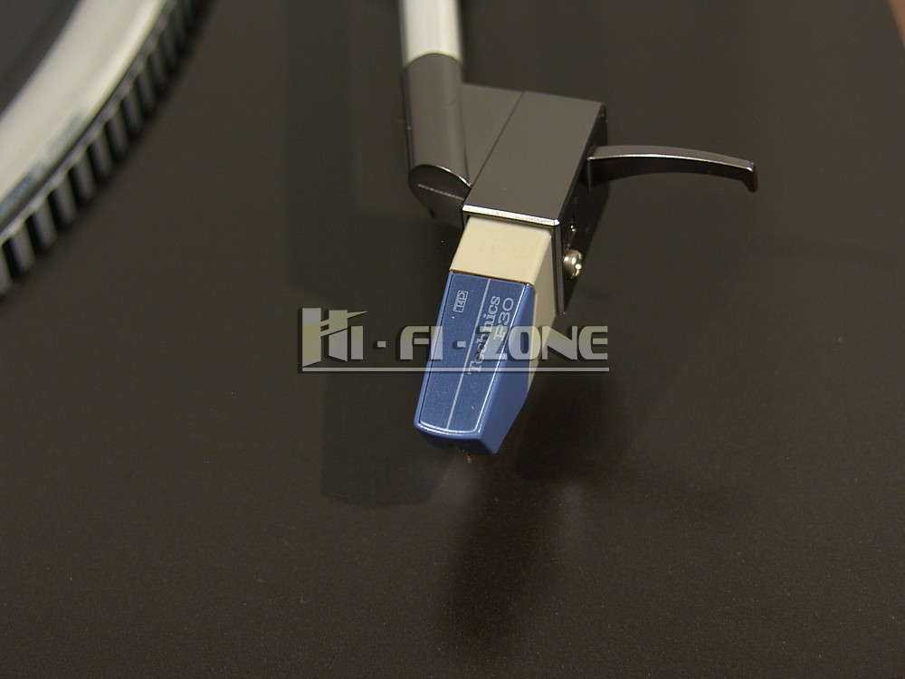 SAMSUNG DIGITAL CAMERA