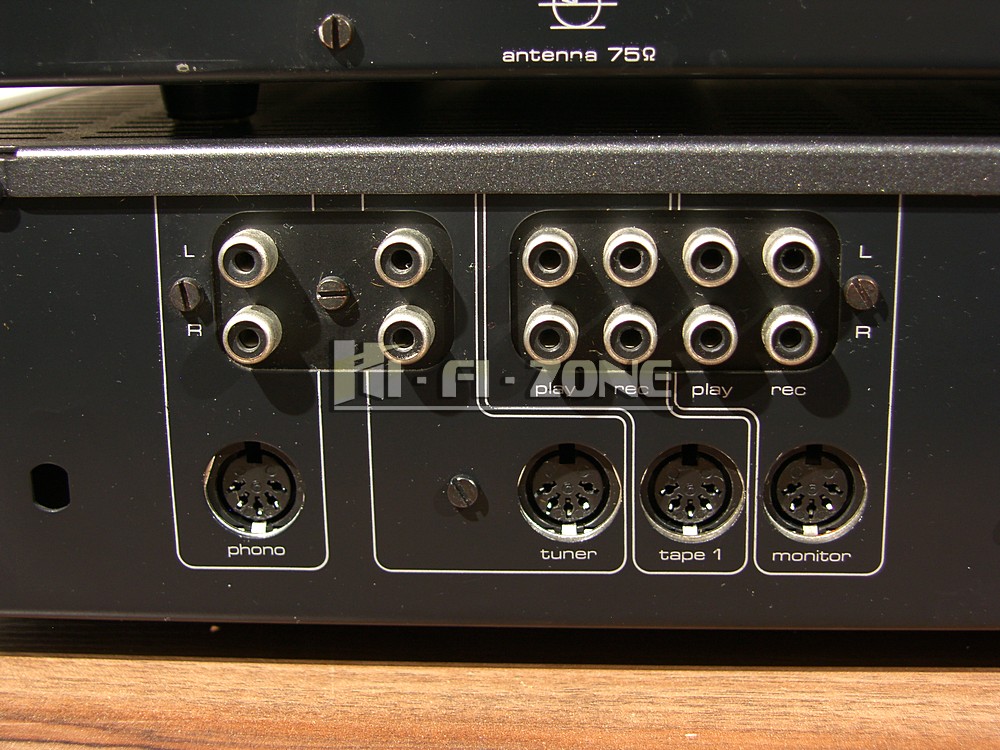 SAMSUNG DIGITAL CAMERA