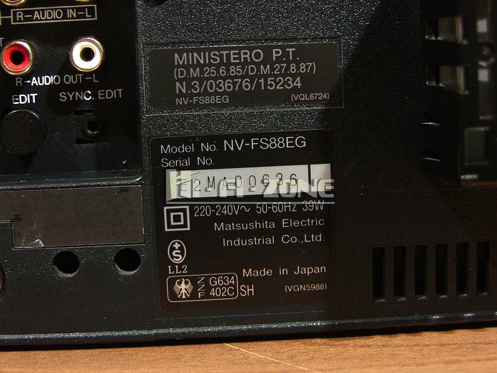 SAMSUNG DIGITAL CAMERA