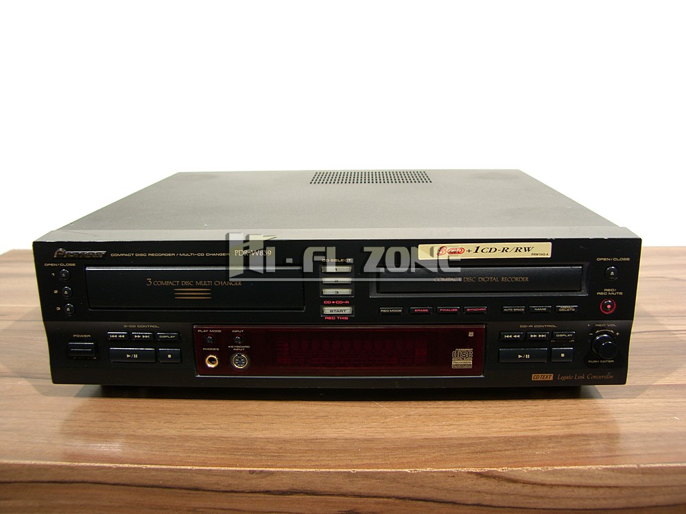 SAMSUNG DIGITAL CAMERA