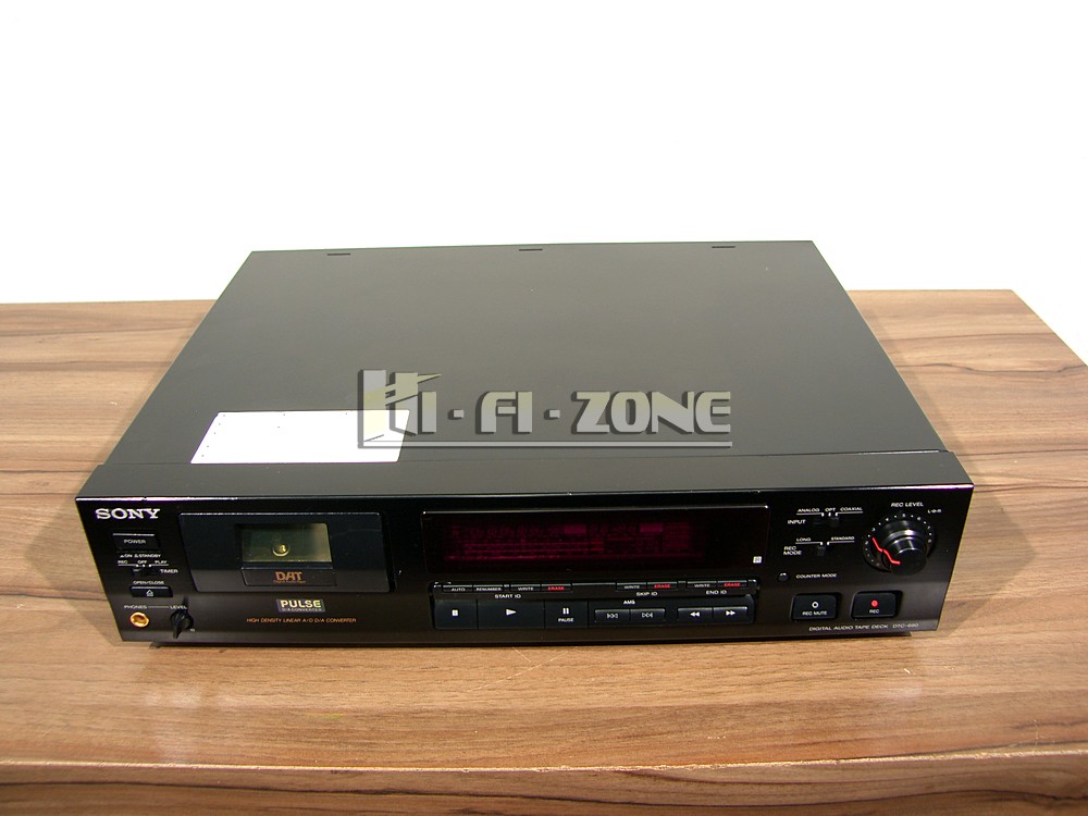 SAMSUNG DIGITAL CAMERA