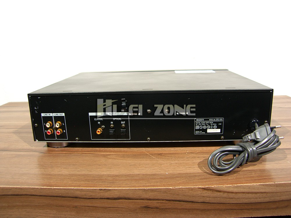 SAMSUNG DIGITAL CAMERA