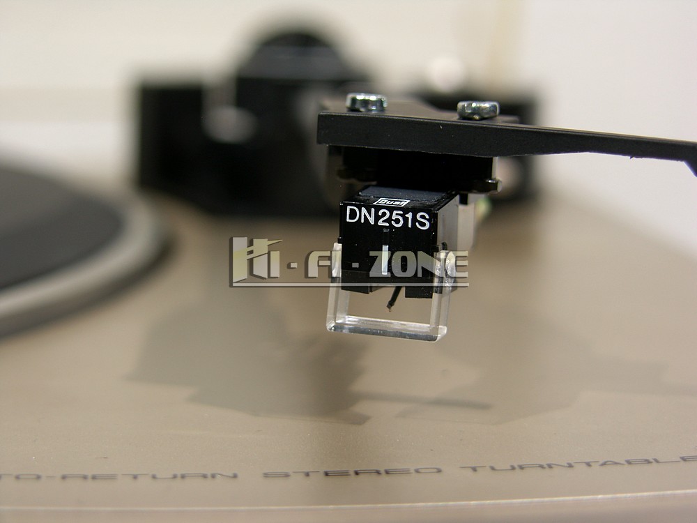 SAMSUNG DIGITAL CAMERA