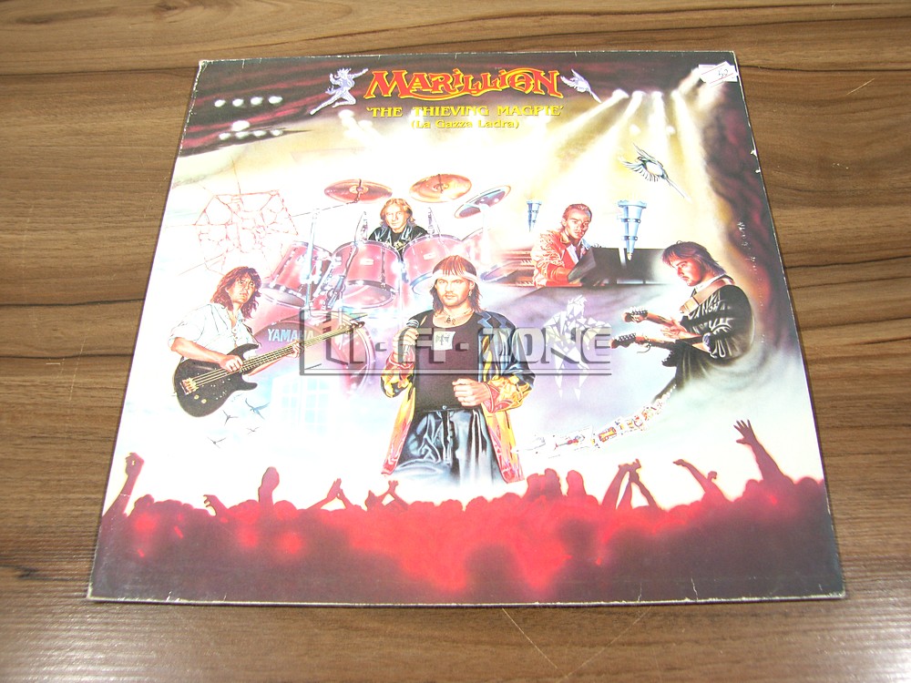 SAMSUNG DIGITAL CAMERA