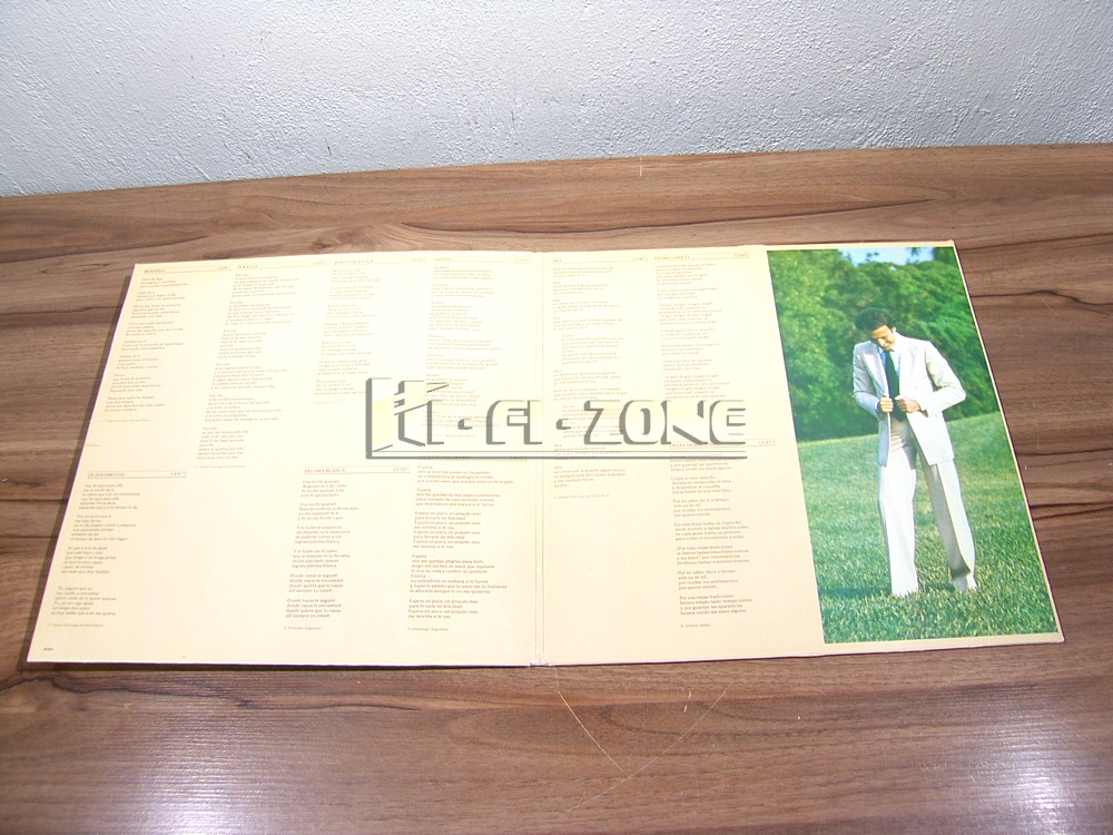 SAMSUNG DIGITAL CAMERA