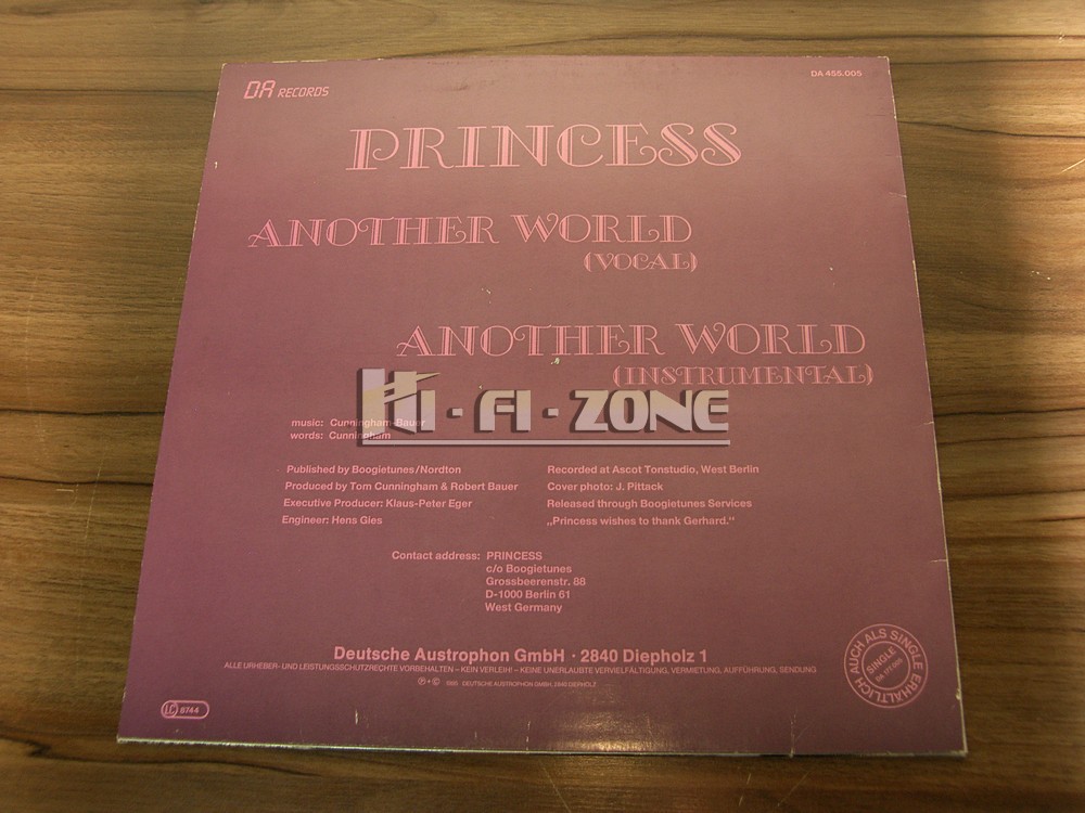 SAMSUNG DIGITAL CAMERA